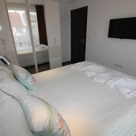 Aria - Menada Lägenhet Slăntjev Brjag